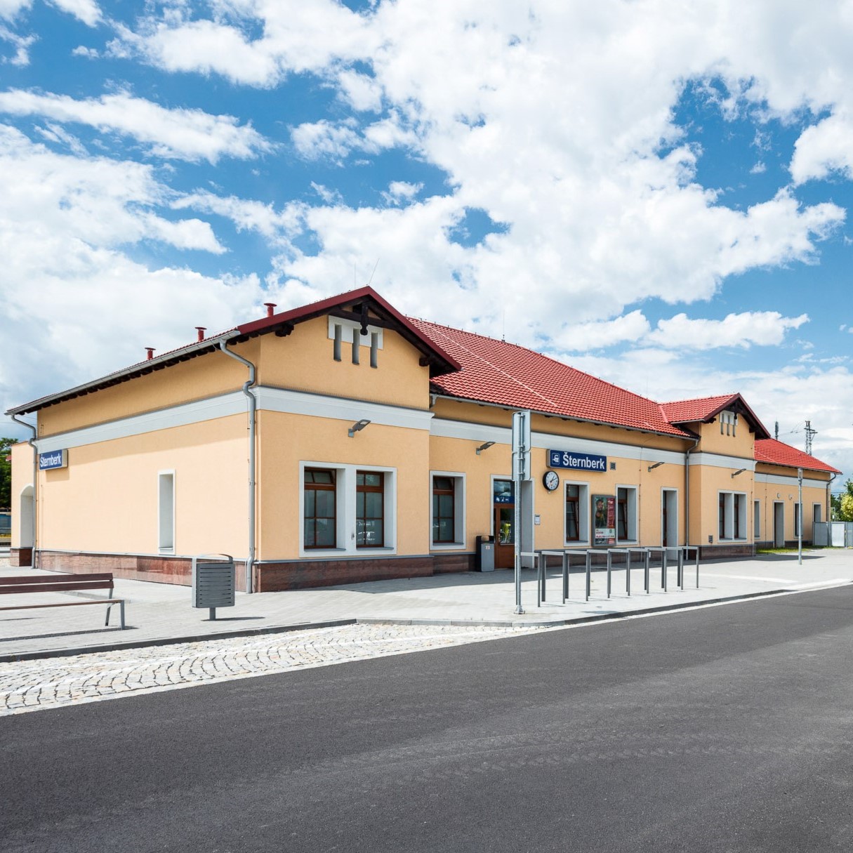Elektrizace a zkapalnění trati Uničov (včetně) – Olomouc