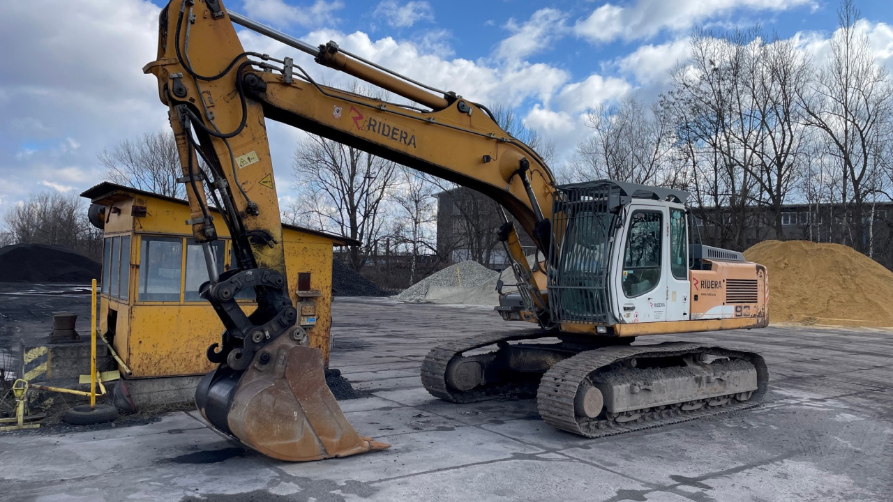 Pásové rypadlo Liebherr L934