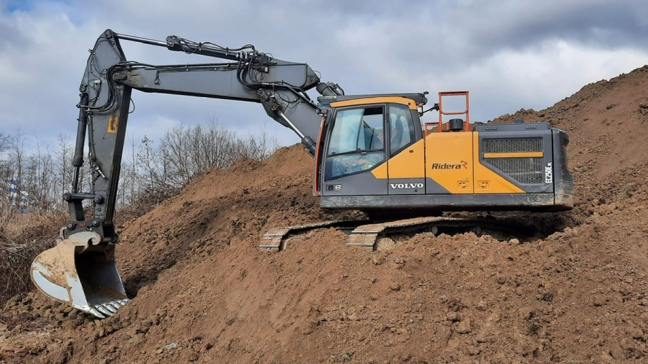 Pásové rypadlo VOLVO EC 250
